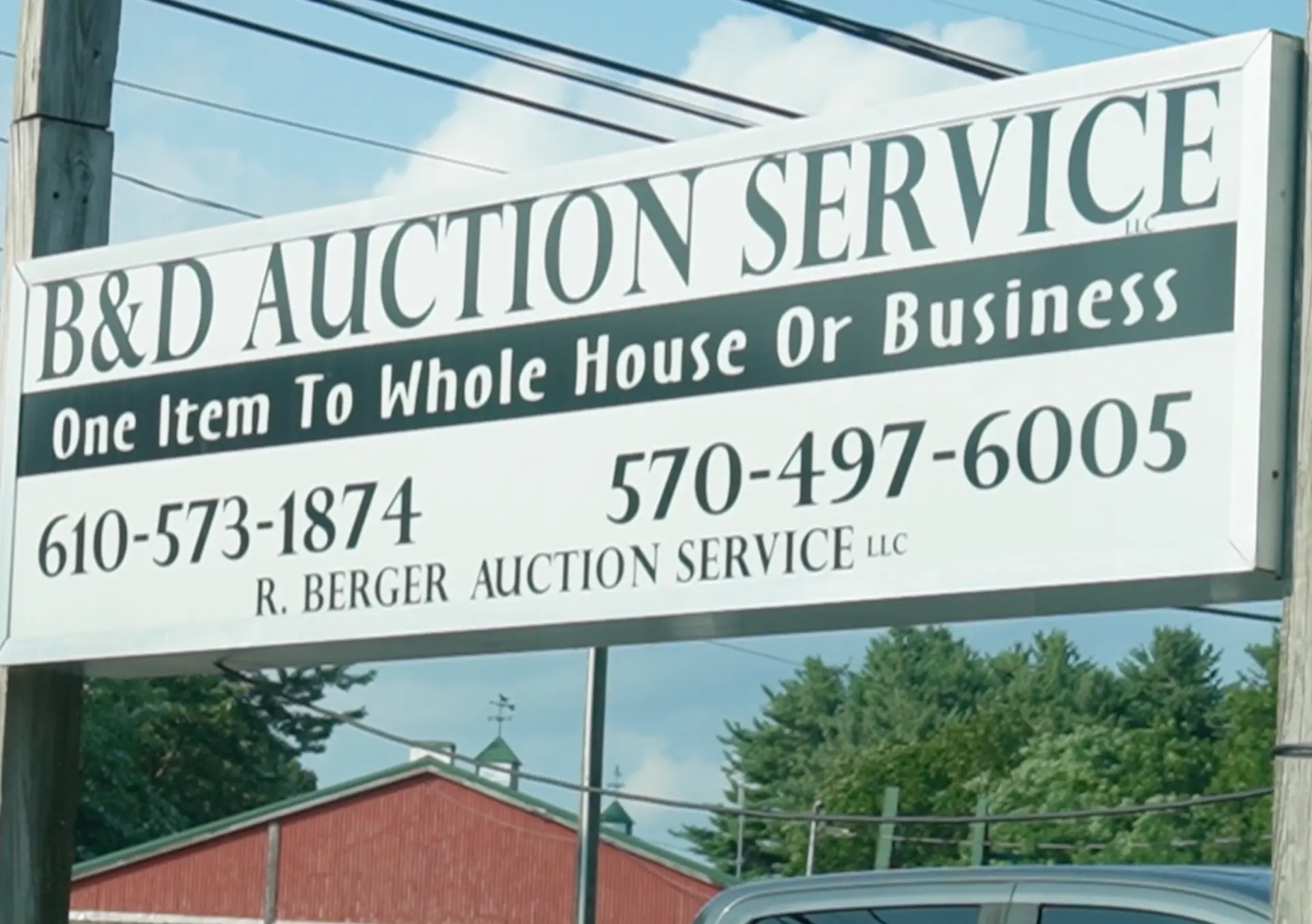 B&D Auction Service outdoor sign at the gallery in Nescopeck, PA